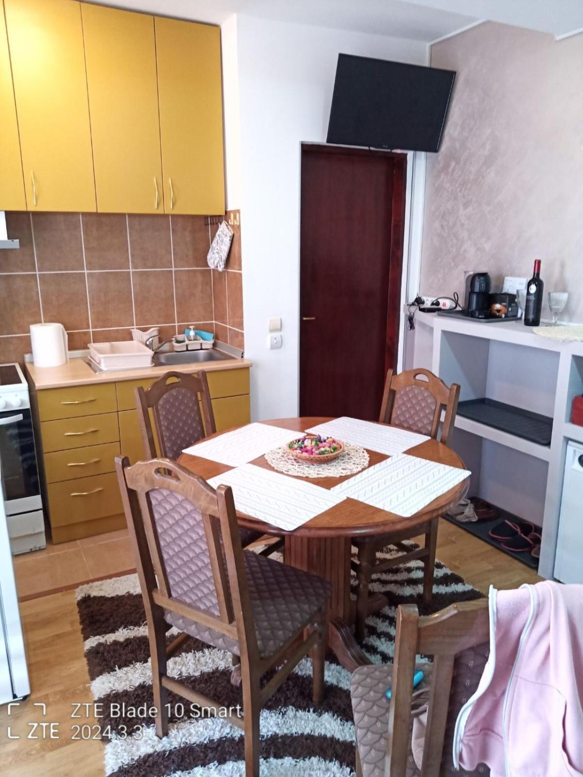 Apartmani Kris Zlatibor Ngoại thất bức ảnh